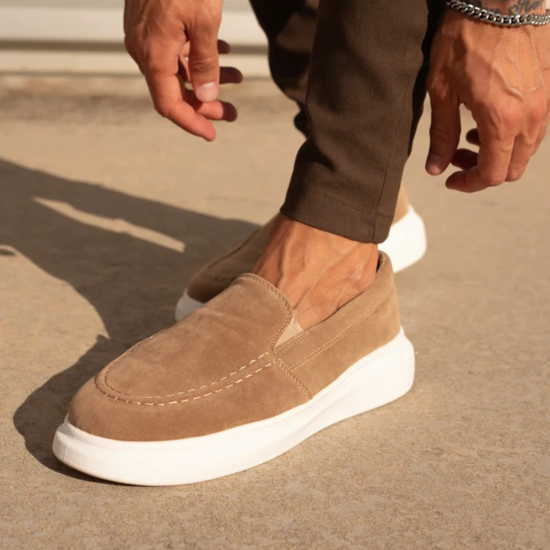 Mocasines elegantes de gamuza para hombre