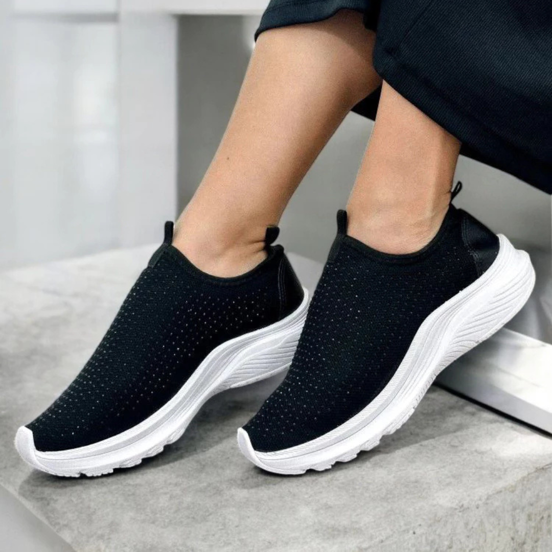 Zapatillas deportivas slip on de media caña y brillantes para mujer