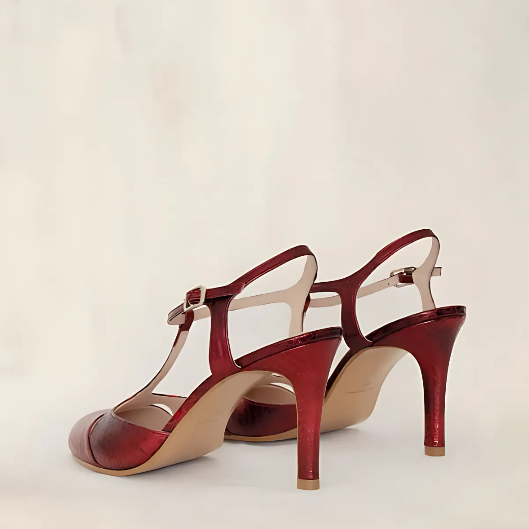 Tacones altos en cuero labrado metalizado elegantes para mujer