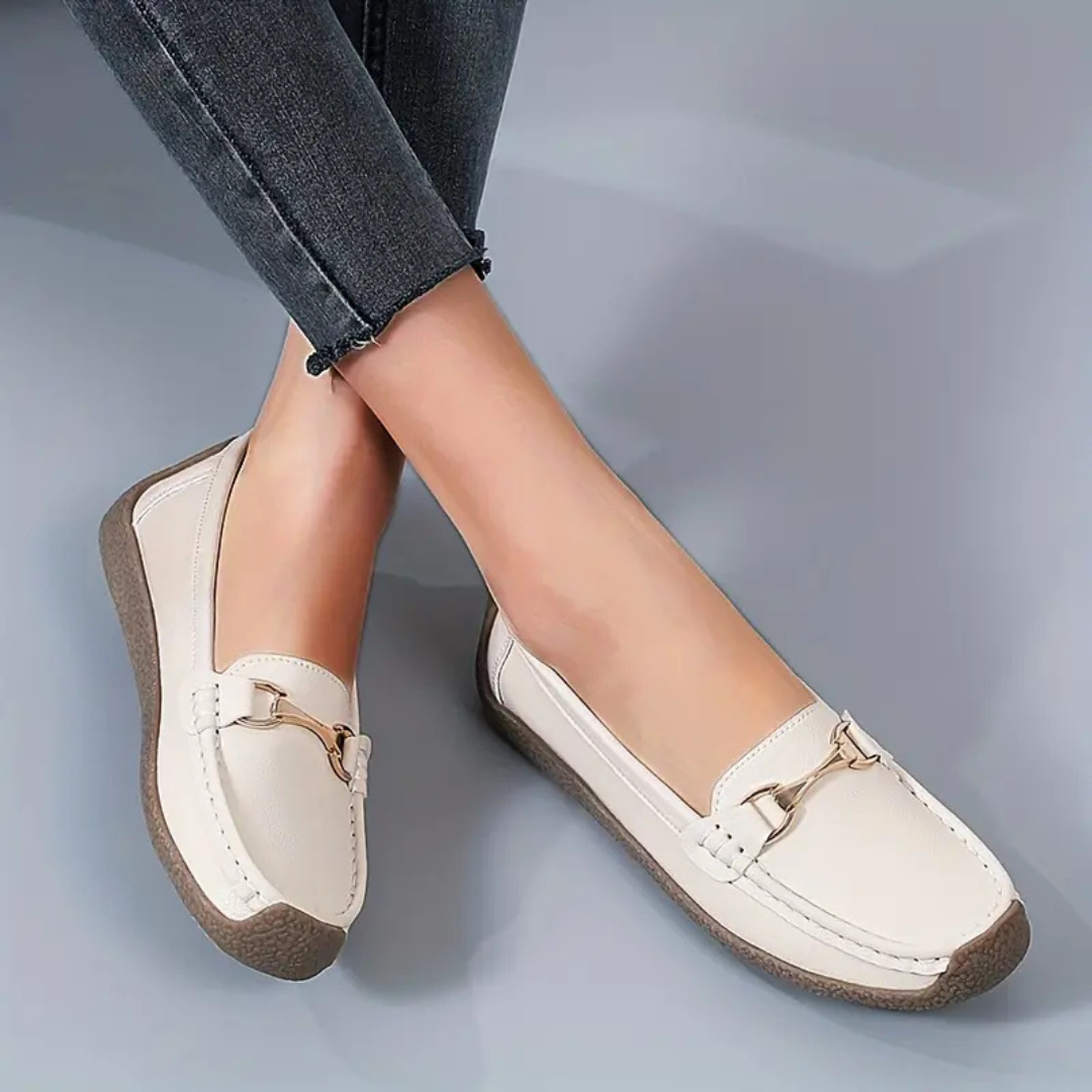 Mocasines en cuero con suelas ergonómicas para mujer