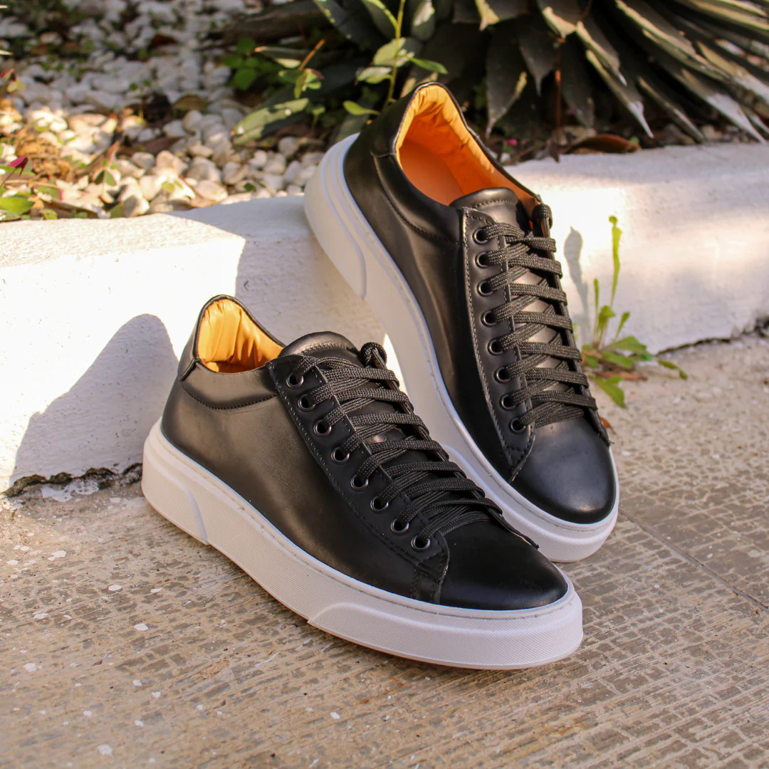 Zapatos urbanos con trenzas y suelas cómodas para hombre