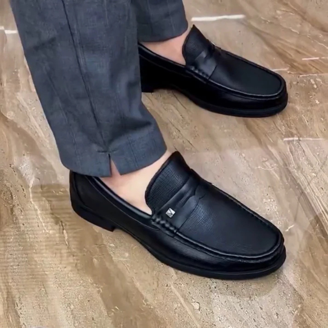 Zapatos de Hombre de Cuero Auténtico con Acabado de Alta Calidad