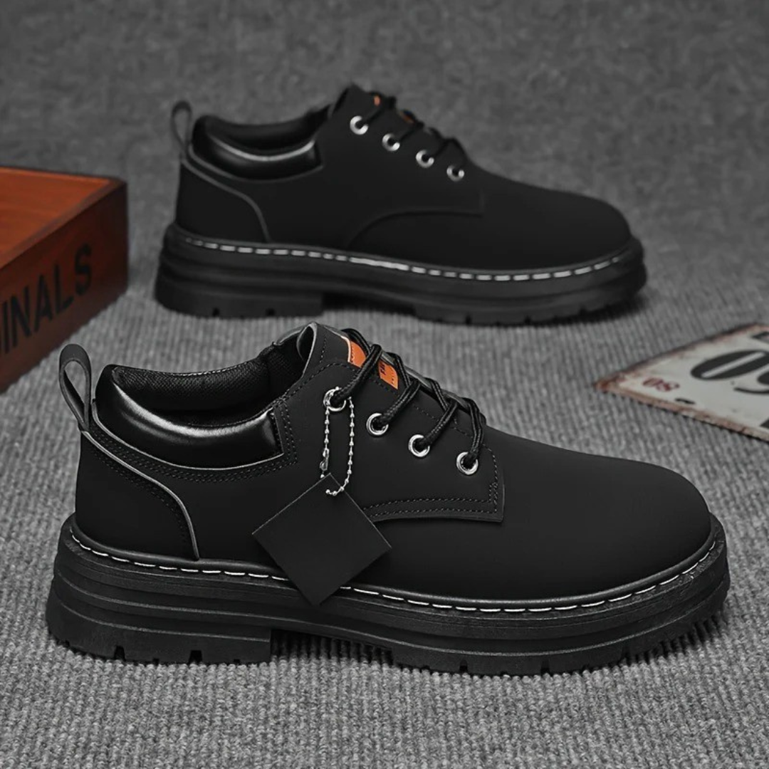 Zapatos con suelas ergonómicas y robustas para hombre