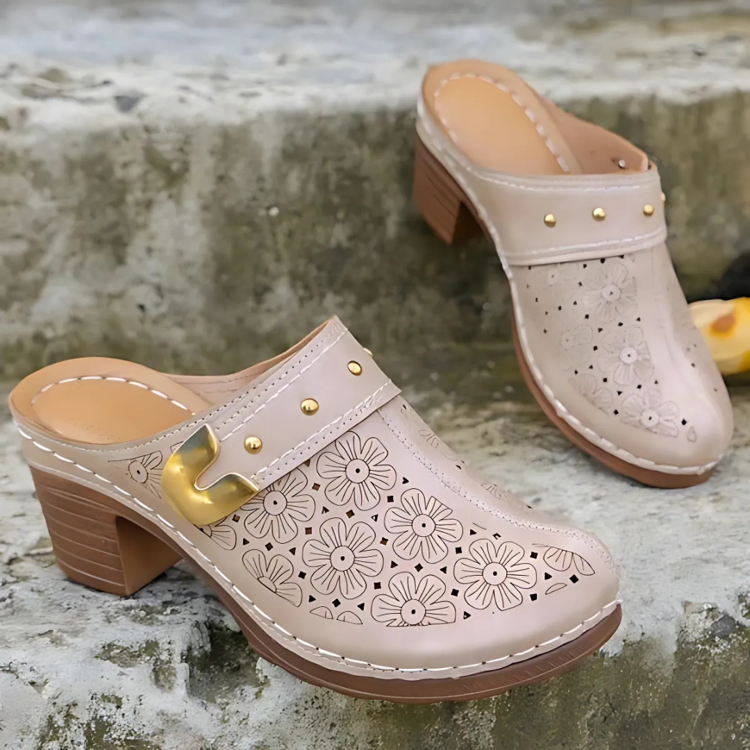 Sandalias de punta cerrada con tacón para mujer