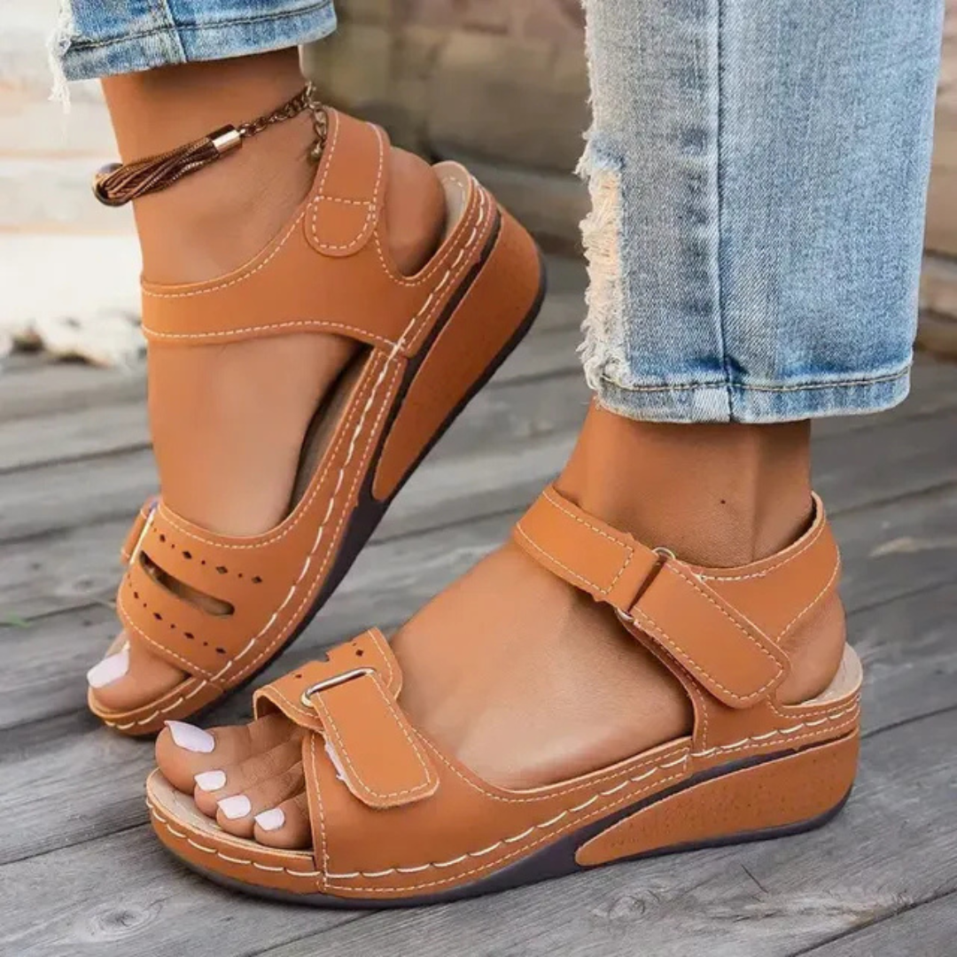 Sandalias con tacón ergonómico