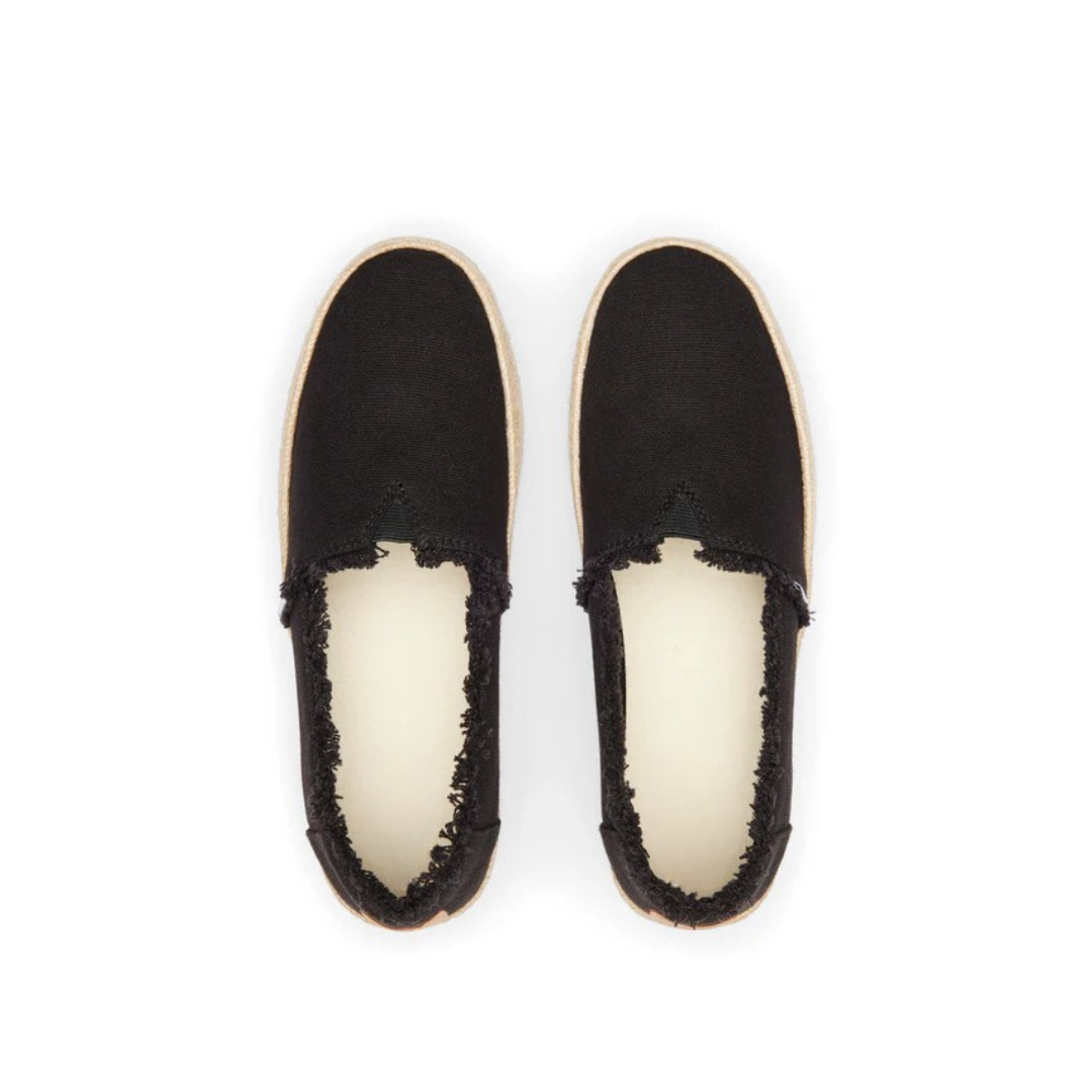 Zapatos de plataforma con detalles de flecos