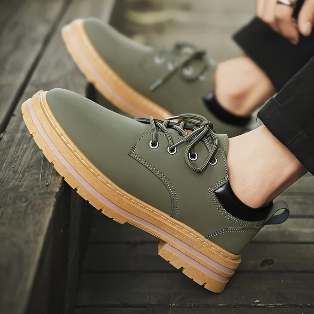 Zapatos con suelas ergonómicas y robustas para hombre