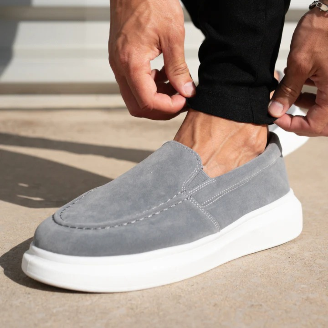 Mocasines elegantes de gamuza para hombre