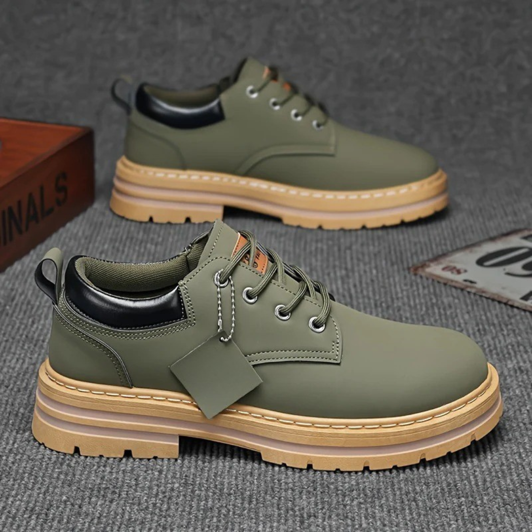 Zapatos con suelas ergonómicas y robustas para hombre