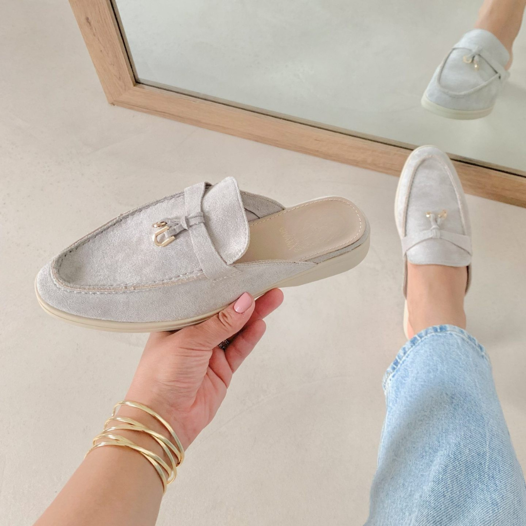 Sandalias elegantes con punta cerrada para mujer