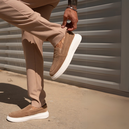 Mocasines elegantes de gamuza para hombre