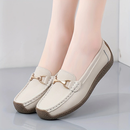 Mocasines en cuero con suelas ergonómicas para mujer
