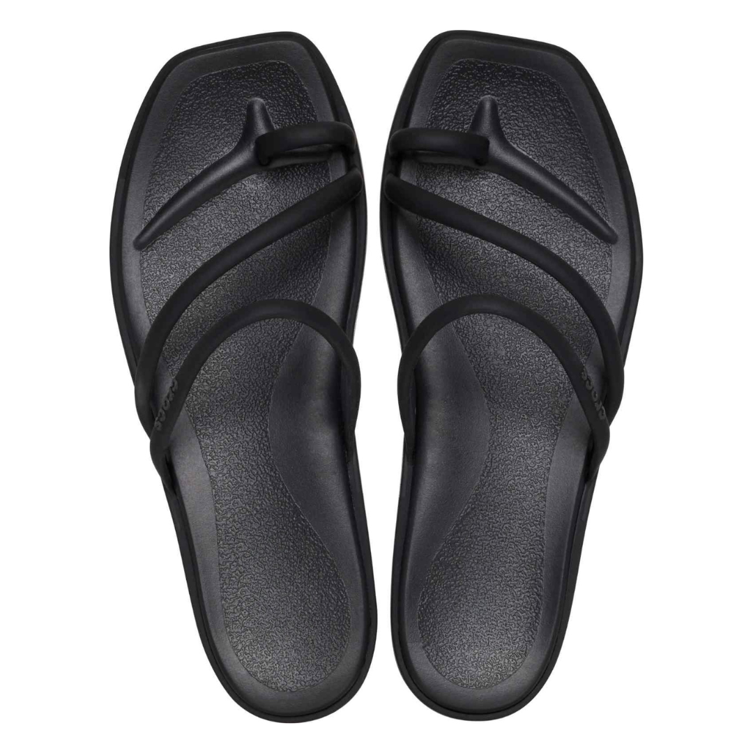 Sandalias de tiras cruzadas con estilo urbano