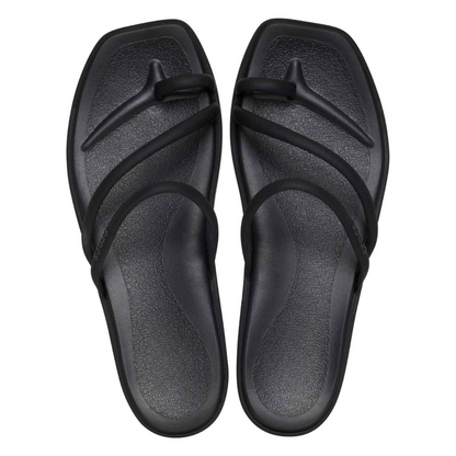 Sandalias de tiras cruzadas con estilo urbano