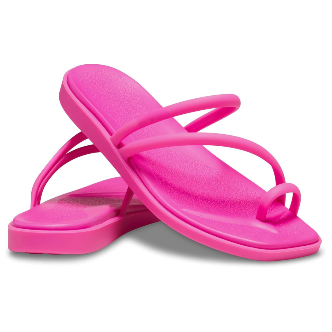 Sandalias de tiras cruzadas con estilo urbano