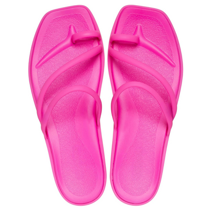 Sandalias de tiras cruzadas con estilo urbano